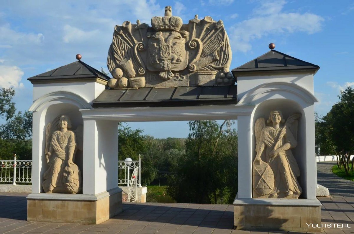 Памятник Елизаветинские ворота в Оренбурге