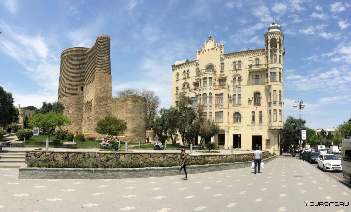 Центральная площадь Баку