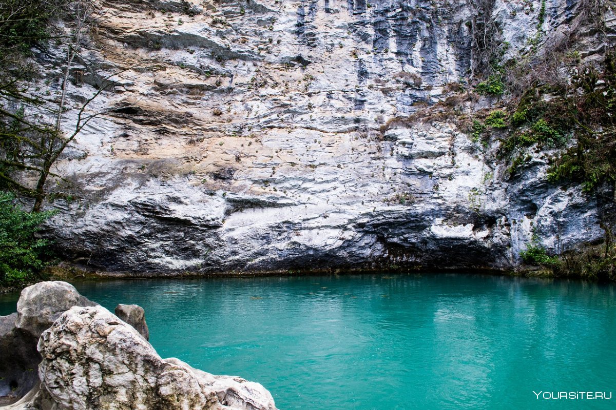 Абхазия Пицунда голубое озеро