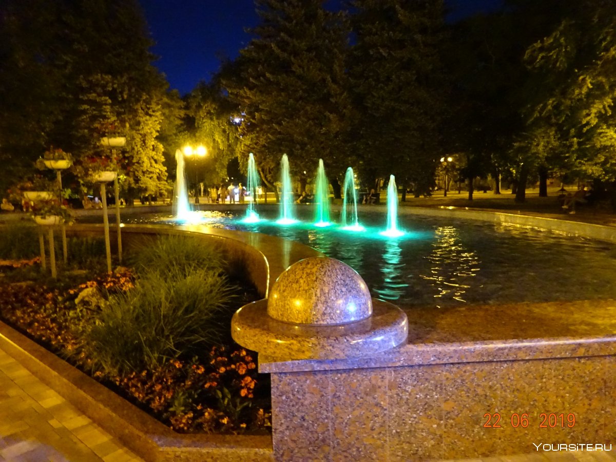 Ставрополь фонтан в театральном сквере