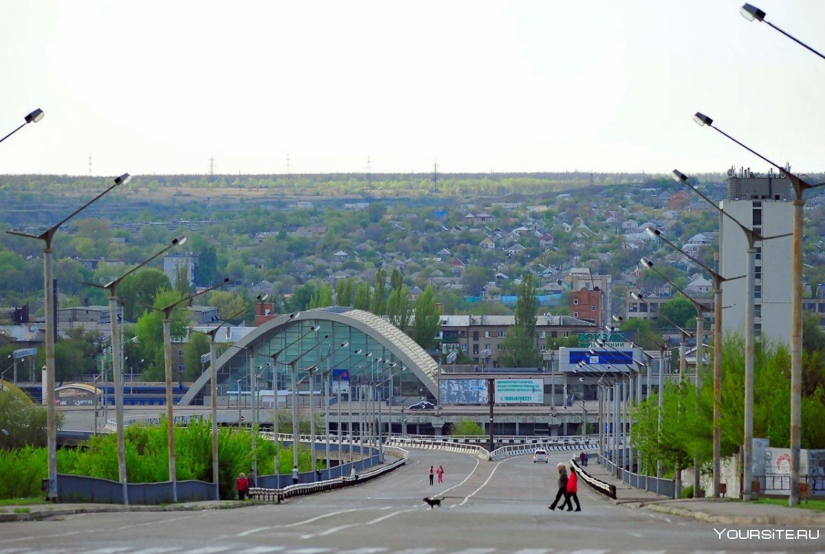 Луганск сквер