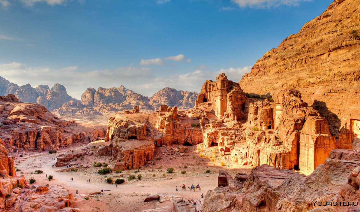 Чудо света Петра древний город в Аравийской пустыне
