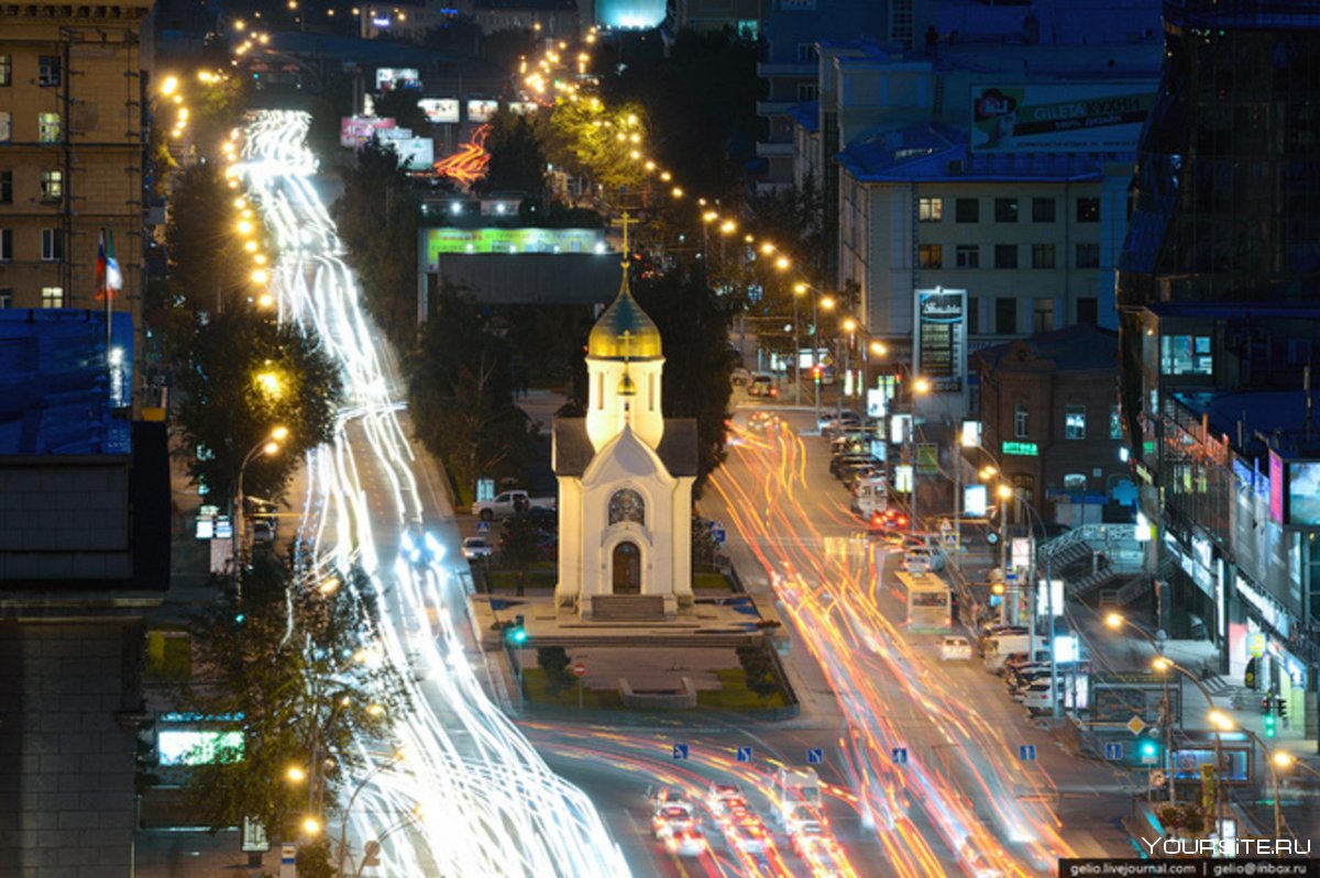 Красный проспект ночью Новосибирск