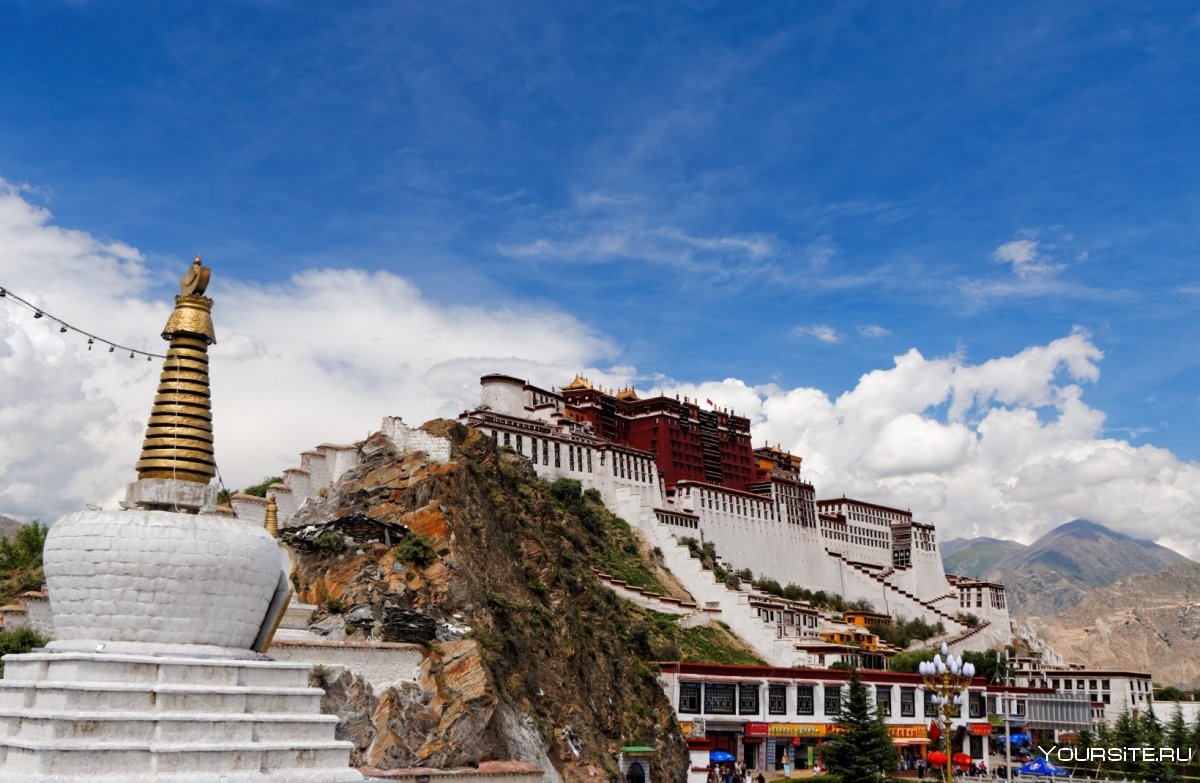 Дворец Далай ламы в Тибете