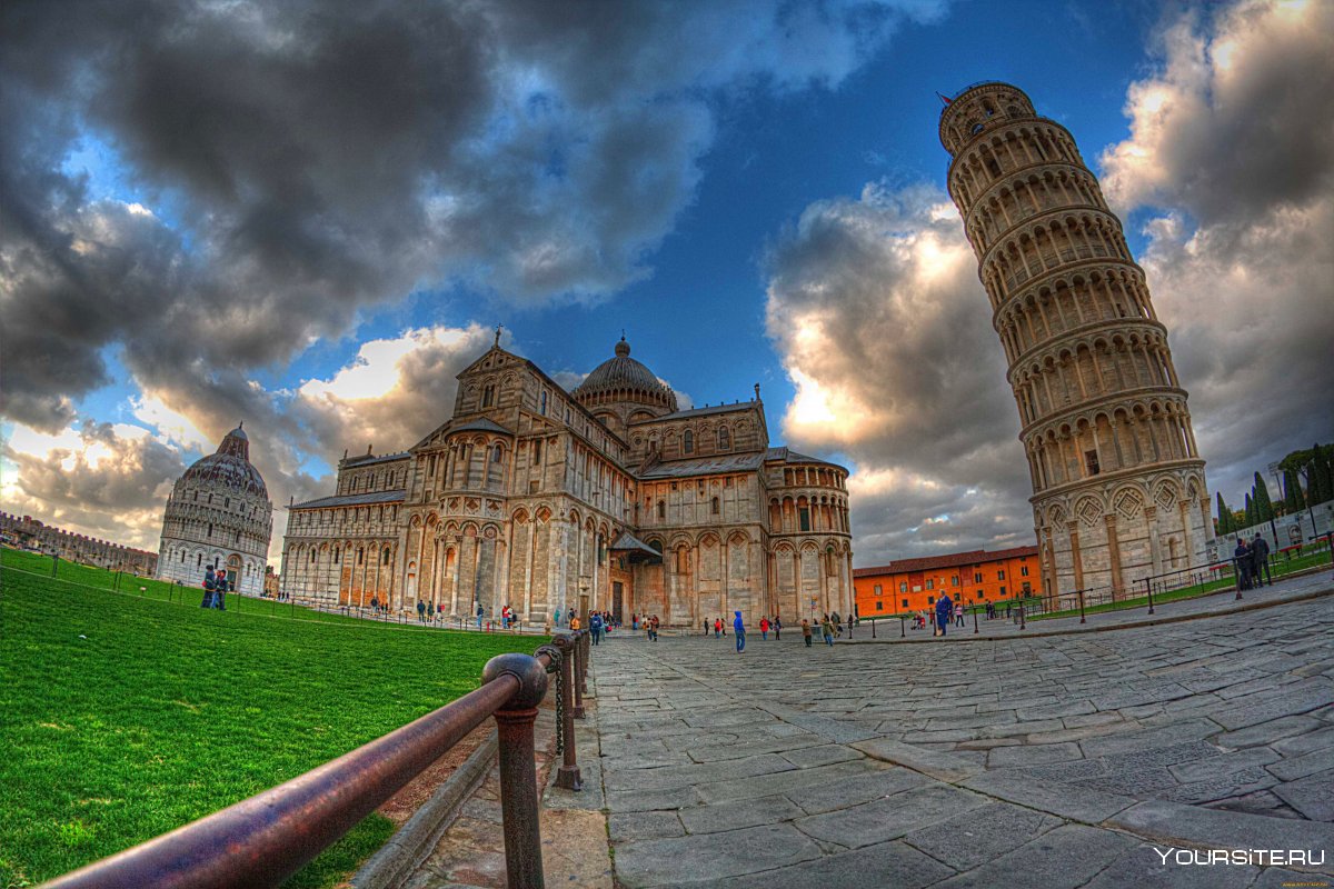 Ватикан-Пизанская башня в Италии