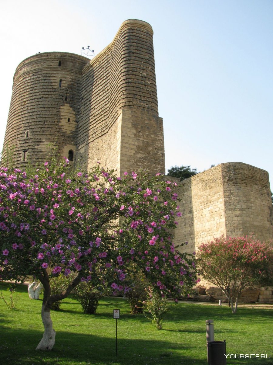 Девичья башня Баку