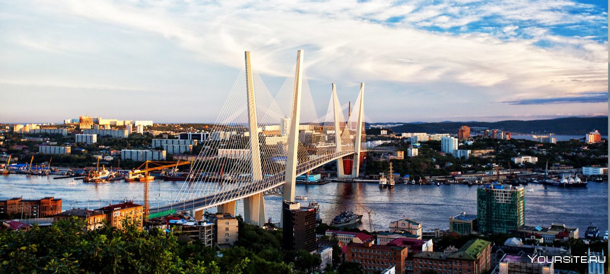 Вантовый мост на остров русский во Владивостоке