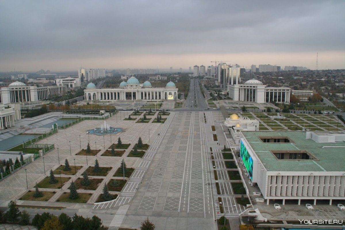 Площадь независимости Туркменистана