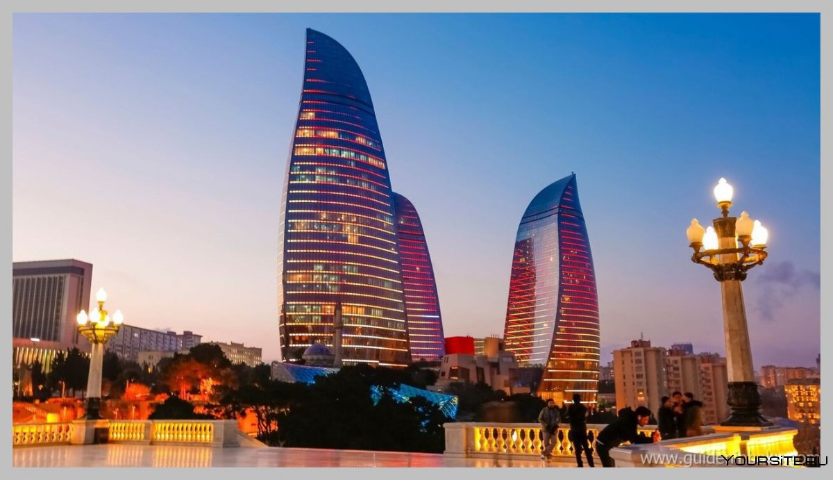 Огненные башни Баку флаг
