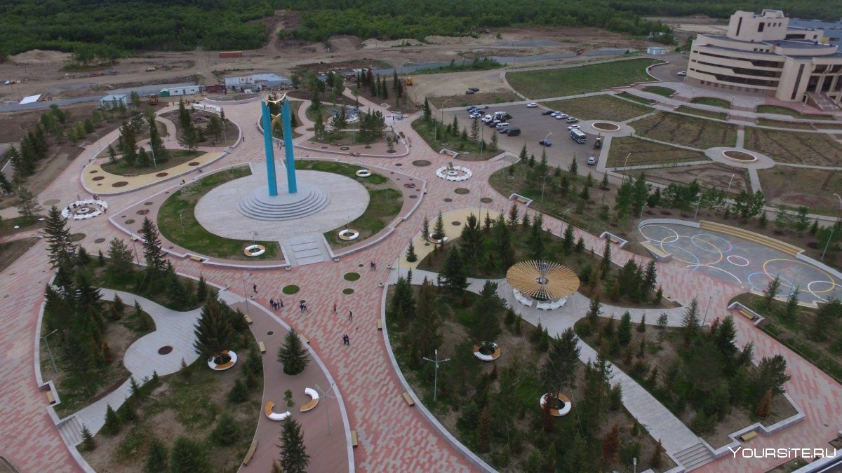 Усть-Каменогорск площадь Республики