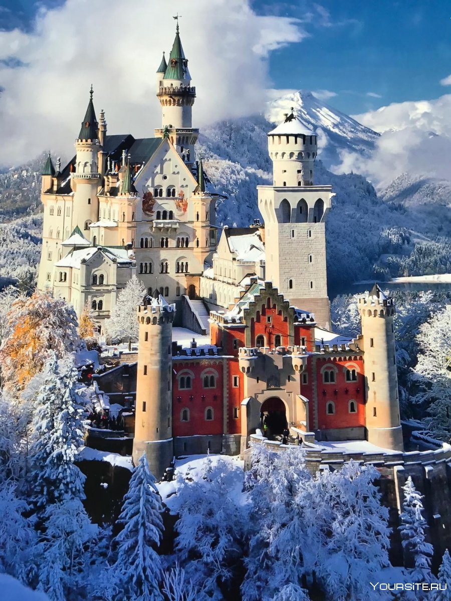 Замок Нойшванштайн Бавария Германия фото