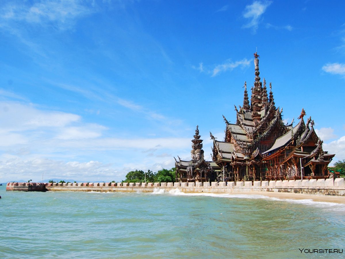 Тайланд храм истины Паттайя