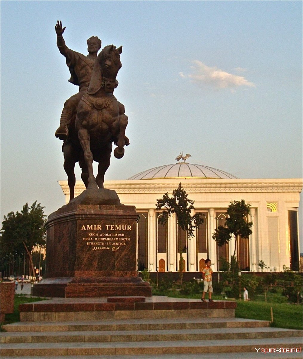 Памятник Амира Темура