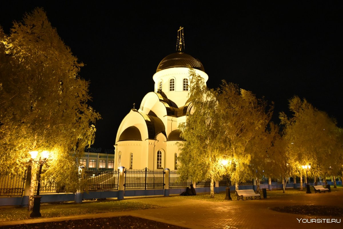 Костел Оренбург ночью