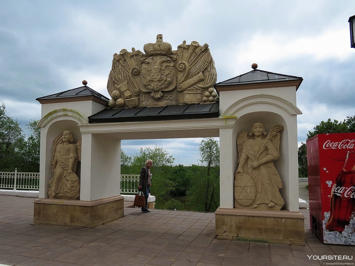 Елизаветинские ворота Оренбург