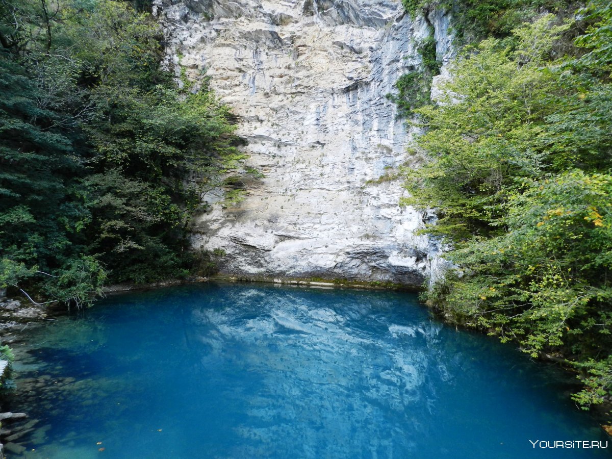 Абхазия голубое озеро каньон