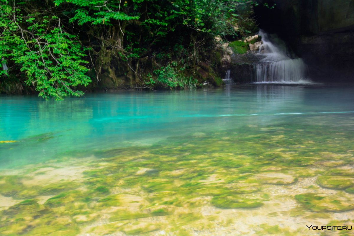 Голубое озеро Абхазия Легенда