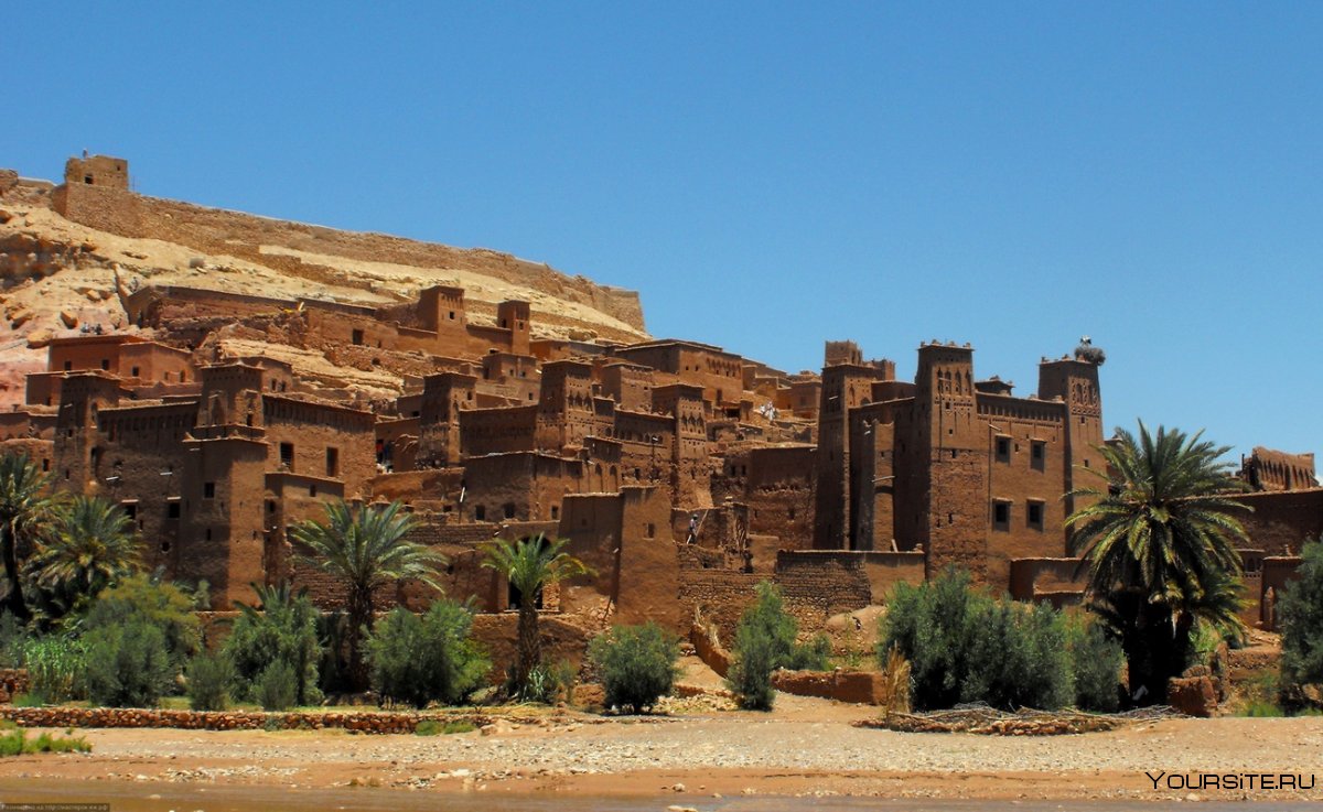 Марокко город Бенхадду