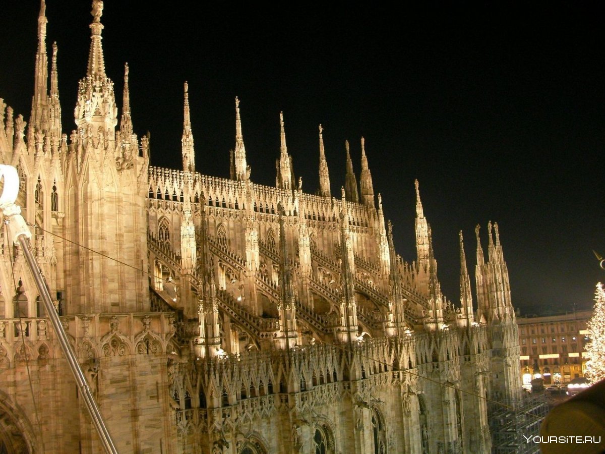 Миланский кафедральный собор Дуомо в Милане