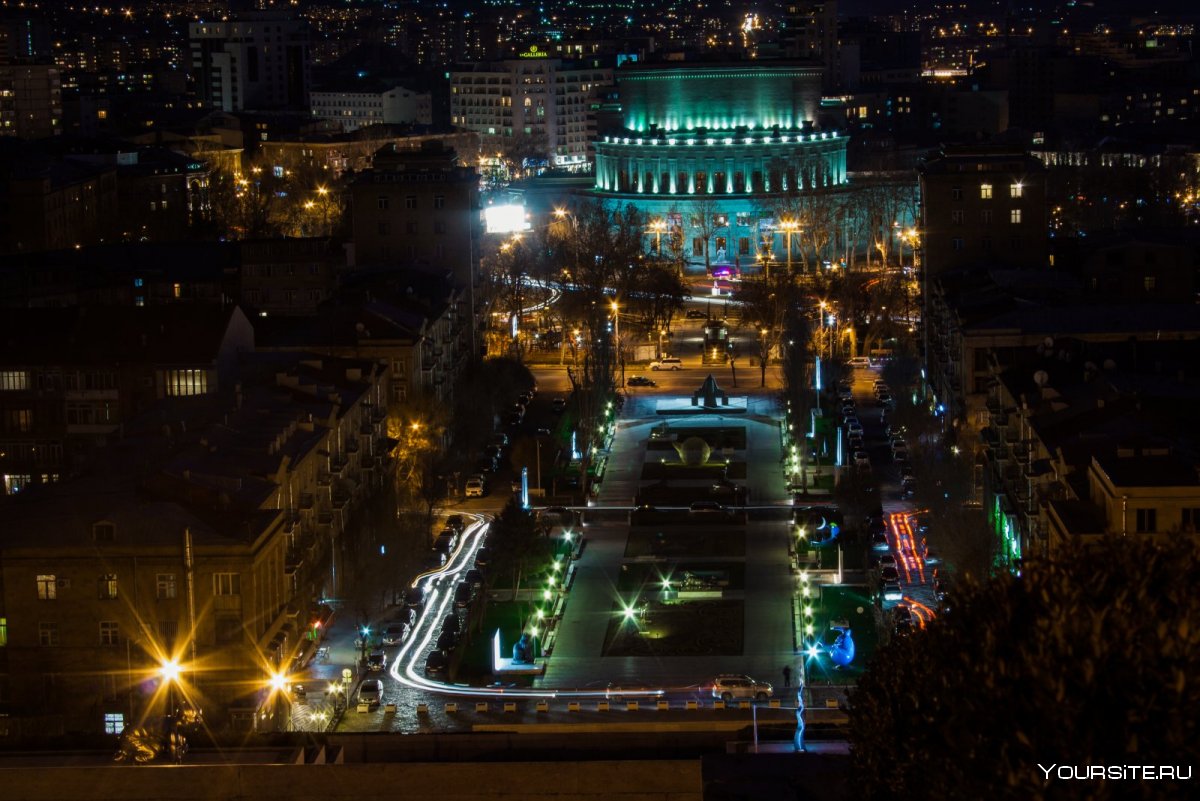 Ночной Каскад в Ереване