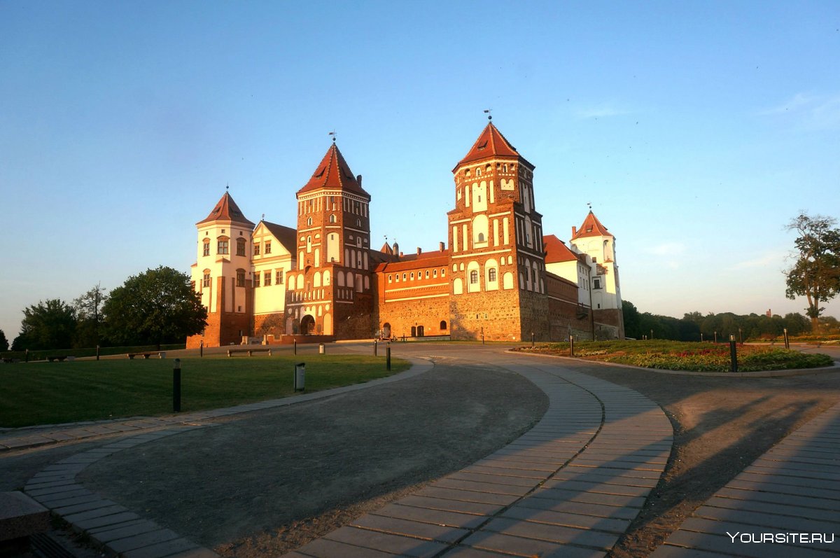 Белоруссия Гродно достопримечательности Мирский замок