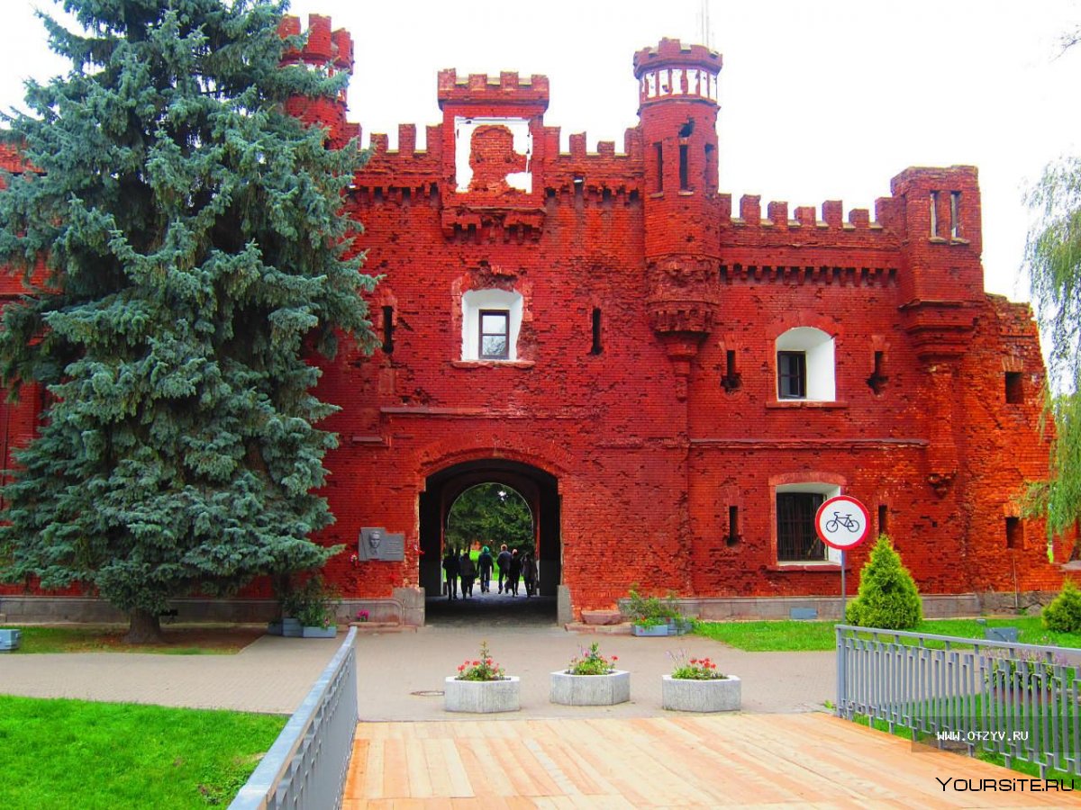 Брестская крепость-герой Холмские ворота