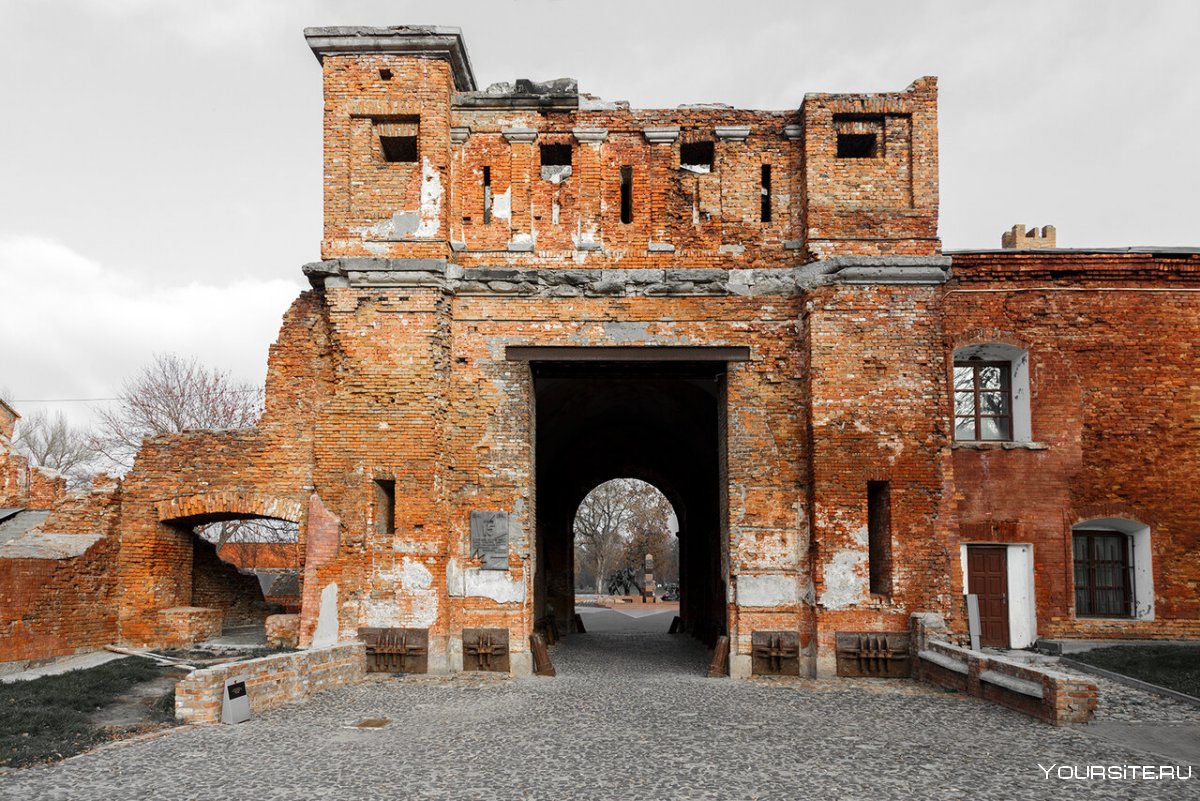 Тираспольские ворота Брестская крепость