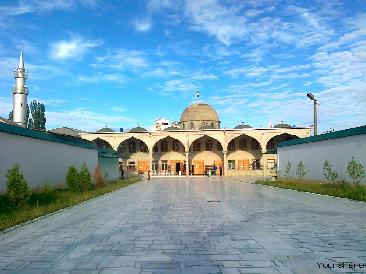 Центральная мечеть в Буйнакске
