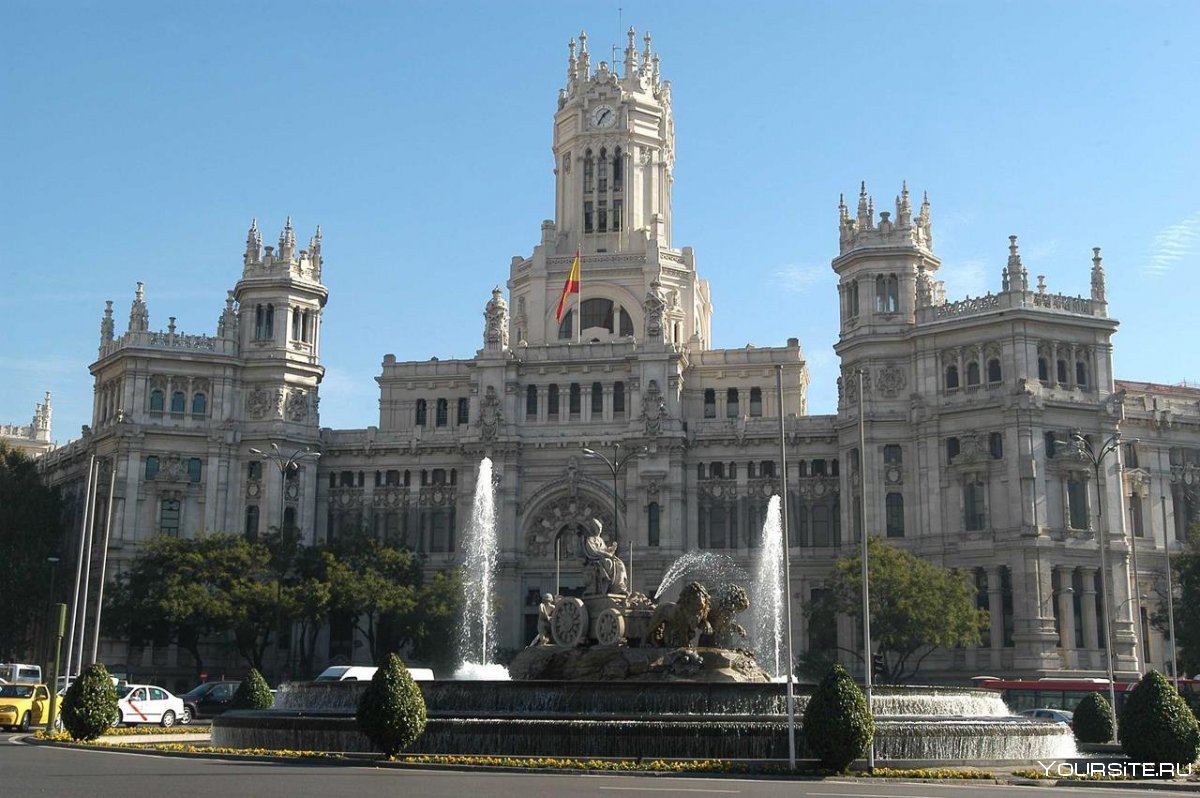Дворец и фонтан Сибелес Мадрид