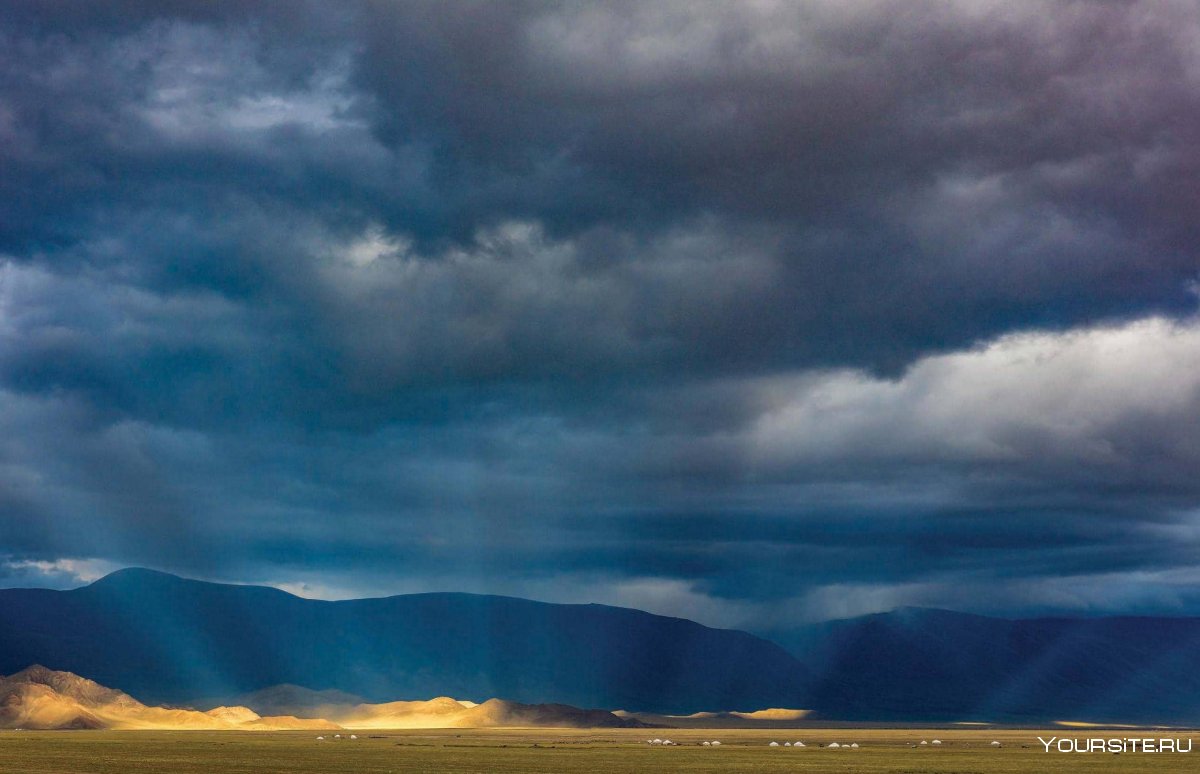 Синие горы в Монголии