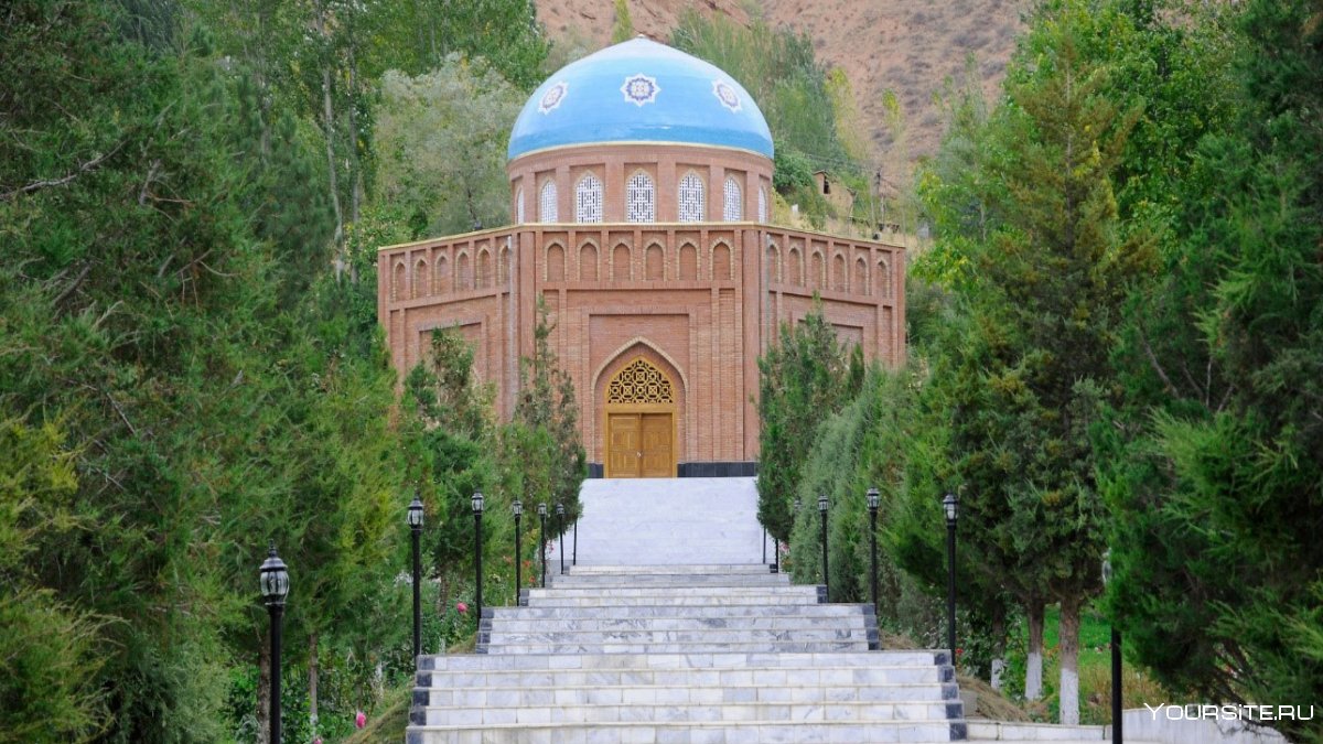 Мавзолей Рудаки Таджикистан