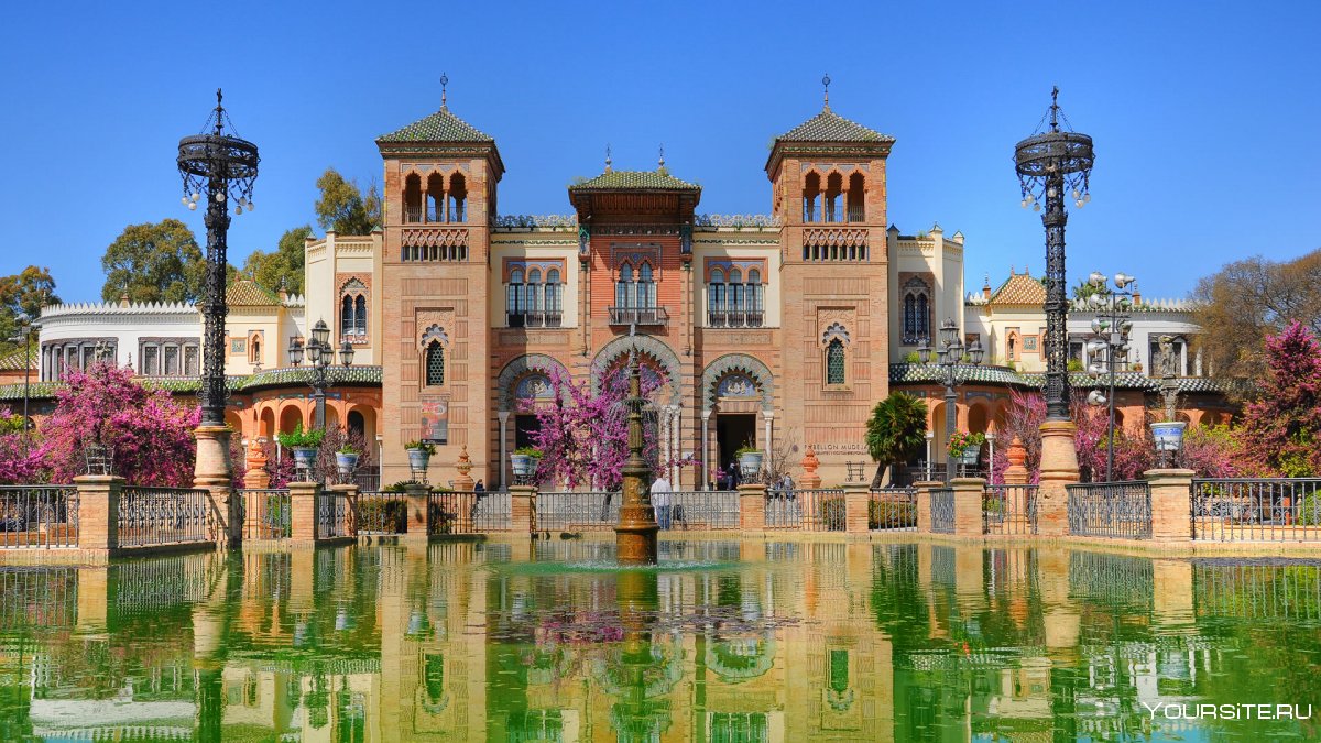 Парк Марии Луизы в Севилье Испания