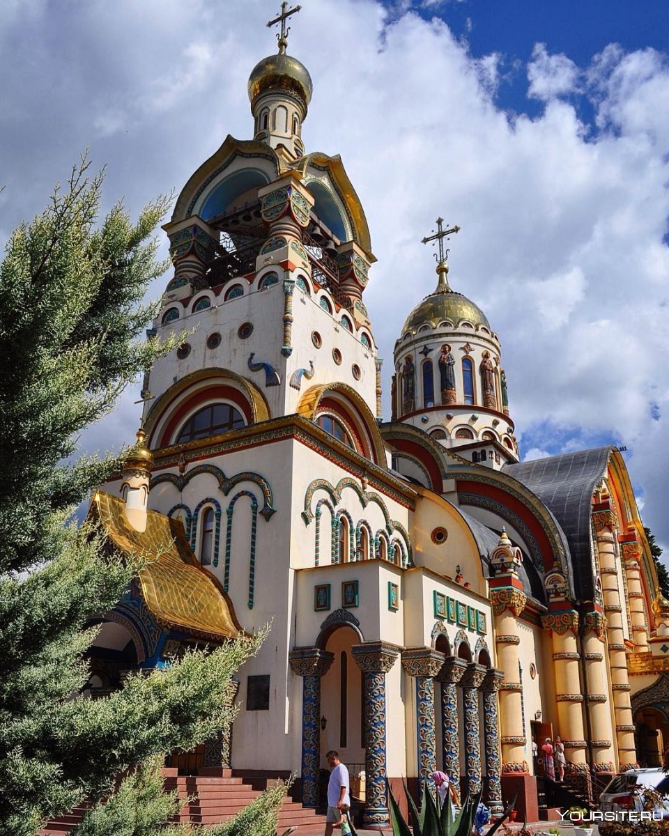 Храм Святого князя Владимира в Сочи
