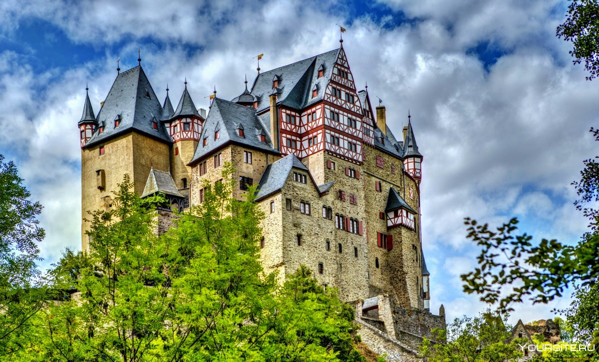 Замок Эльц Рейнланд-Пфальц Германия