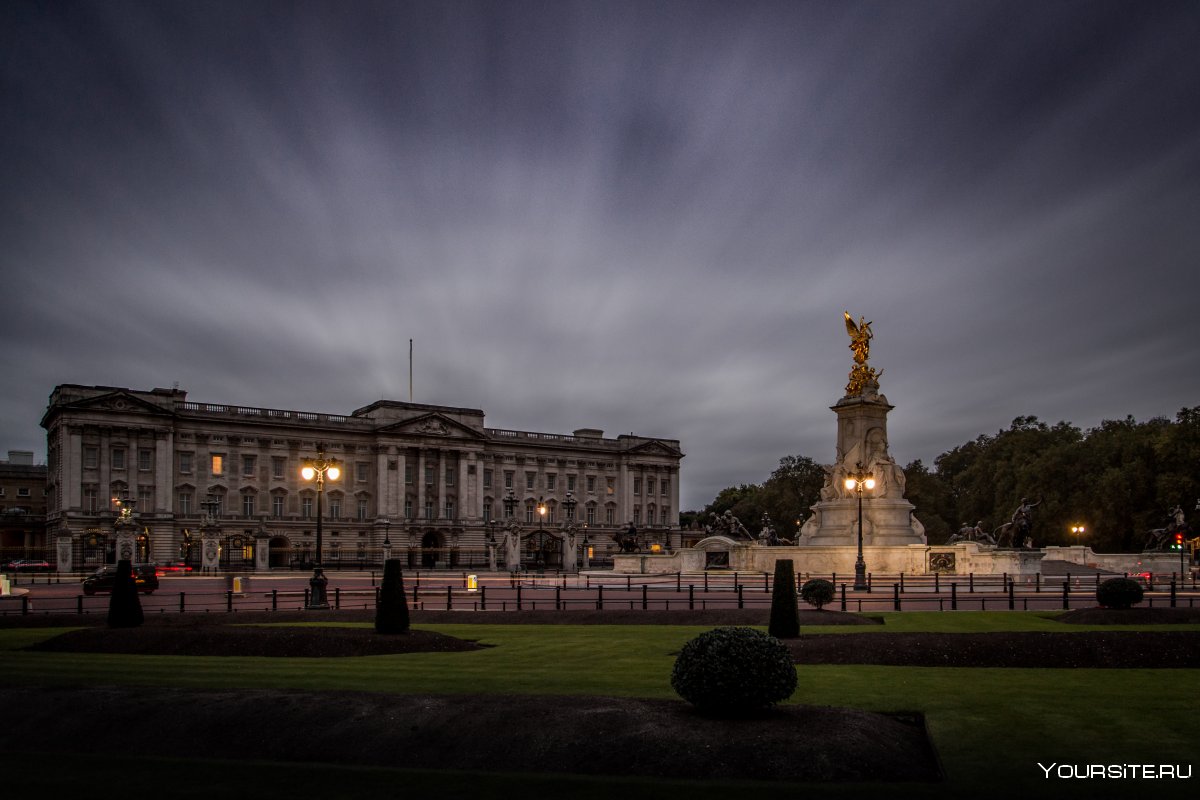 Резиденция королевы Великобритании Букингемский дворец