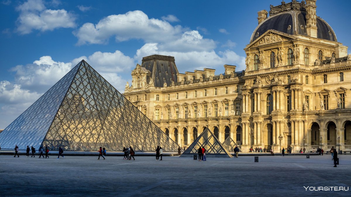Музей Лувр в Париже экспонаты