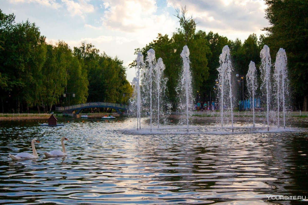 Лианозовский парк фонтан