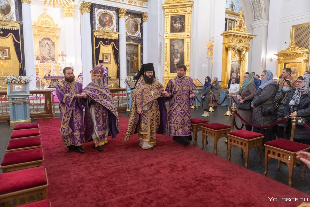 Каза́нский кафедра́льный собо́р Санкт-Петербург