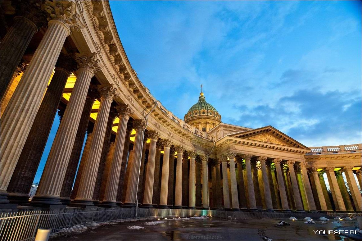 Каза́нский кафедра́льный собо́р Санкт-Петербург