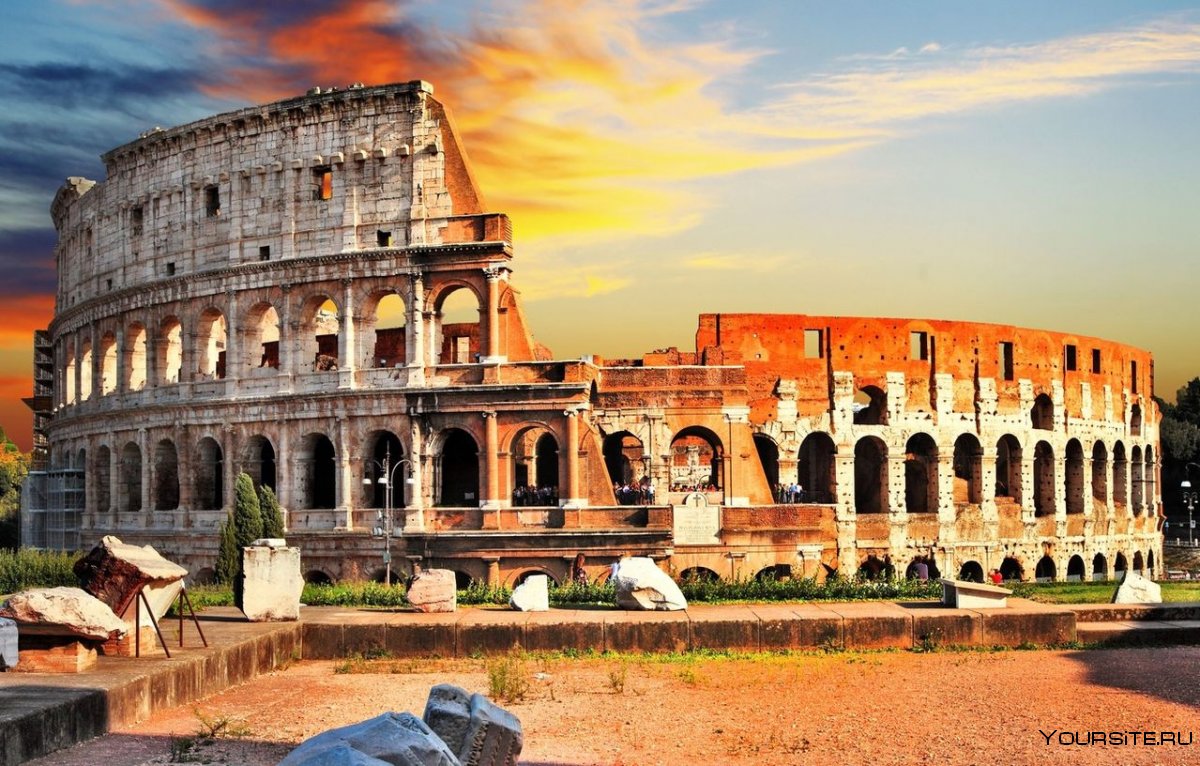 Италия Колизей древний
