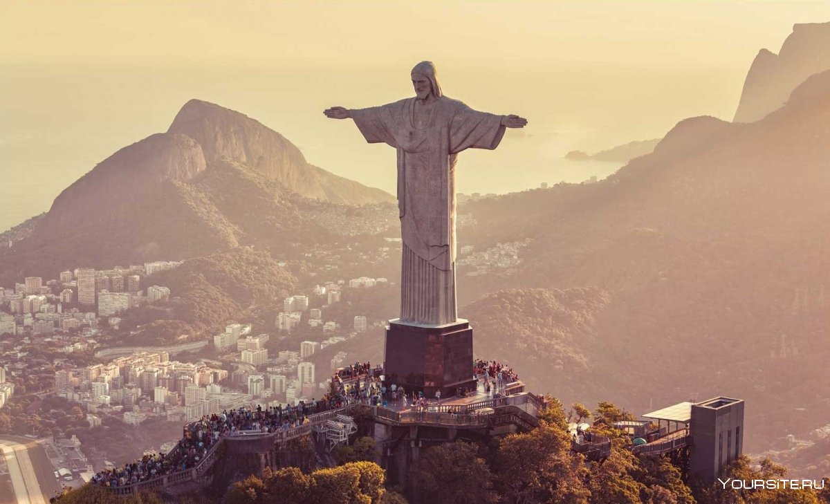 Статуя Христа Спасителя в Рио-де-Жанейро