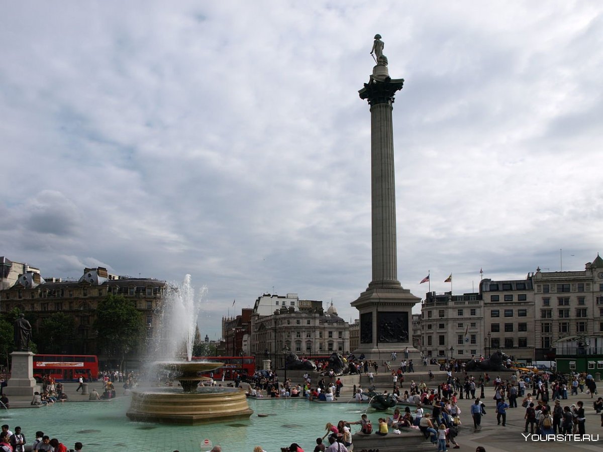 Трафальгарская площадь в Лондоне башня