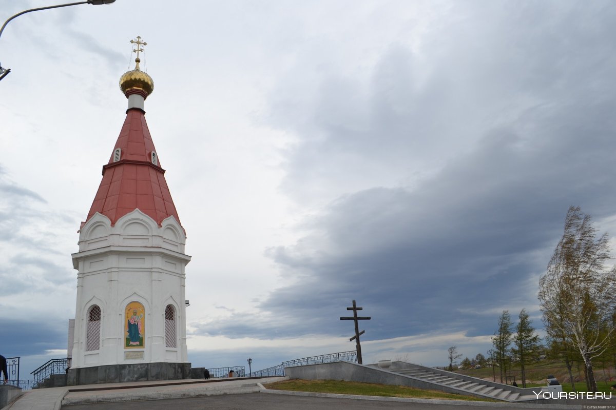 Часовня в Красноярске на горе