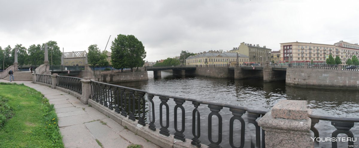 Крюков мост в Санкт-Петербурге