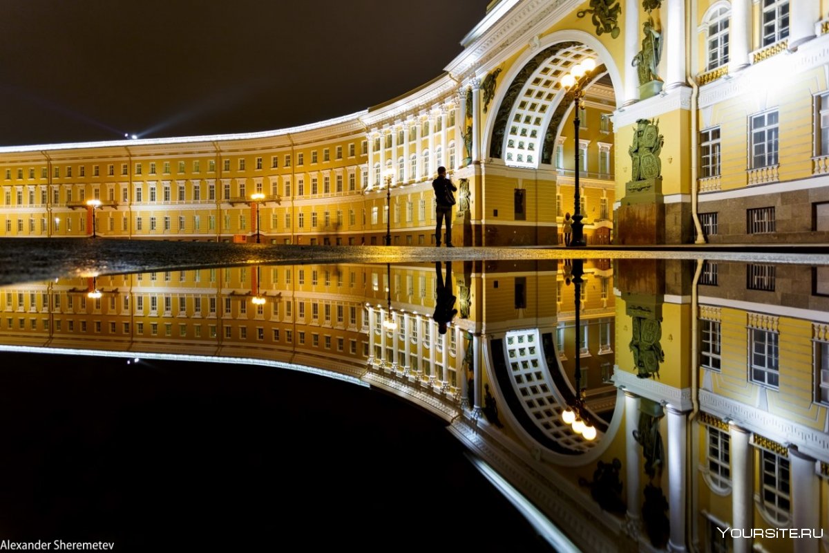 Зеркальная симметрия в архитектуре Санкт-Петербурга