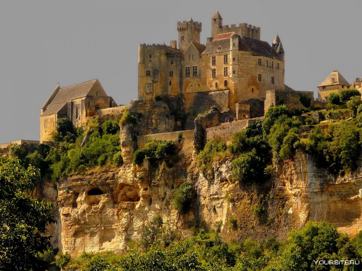 Замок Шантосе Франция