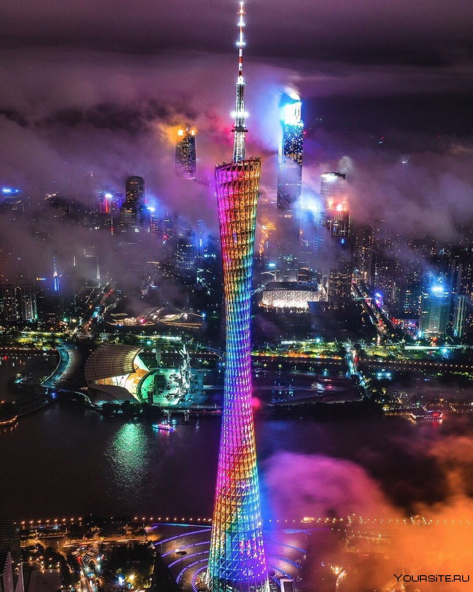 Гиперболоидная башня в Гуанчжоу