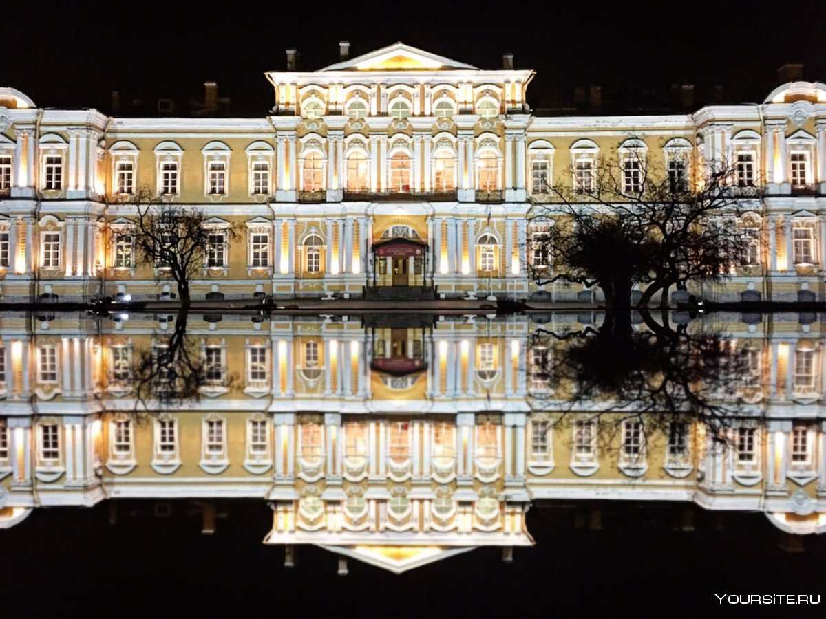 Летний дворец Петра 1 в Санкт-Петербурге