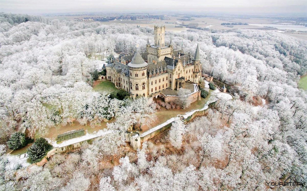 Мариенбург замок зимой
