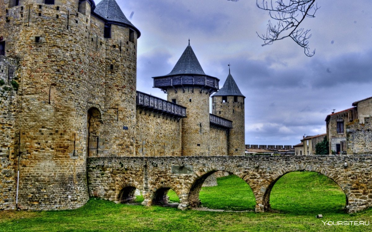 Город крепость Каркассон в Провансе Франция